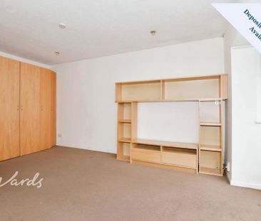 Studio to rent - Photo 2