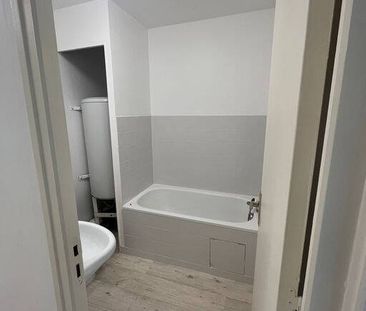 Location appartement 2 pièces 29.36 m² à Louviers (27400) - Photo 2