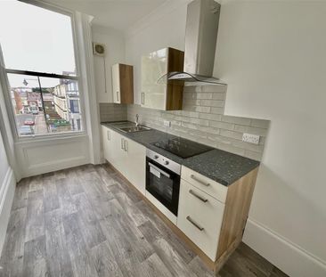 Albemarle Crescent, YO11 1XX, Scarborough - Photo 4