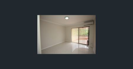 2 Bedroom 2 Bathroom in the catchment of Parramatta High school - Photo 2