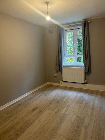 2 Bed Flat, Beaufoy House, SE27 - Photo 2