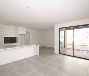 2/111 Willow Bend, Bulleen - Photo 4