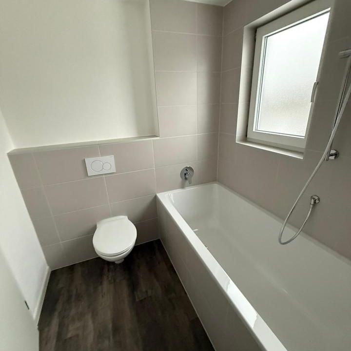 TOP 2 Zi Dachgeschosswohnung in Sulzbach-Rosenberg - Photo 1