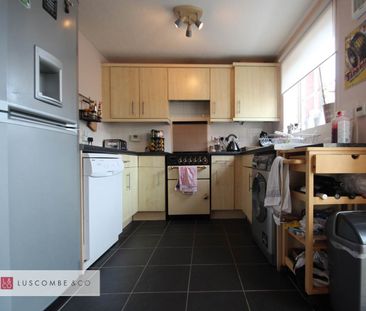 Cedar Wood Drive, Afon Village - Photo 2