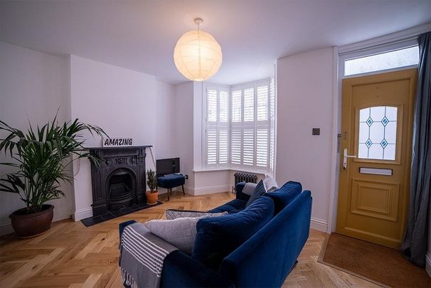 2 bedroom terraced house to rent - Photo 1