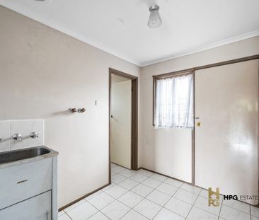 11 Bickford Close, Tullamarine, Vic 3043 - Photo 2