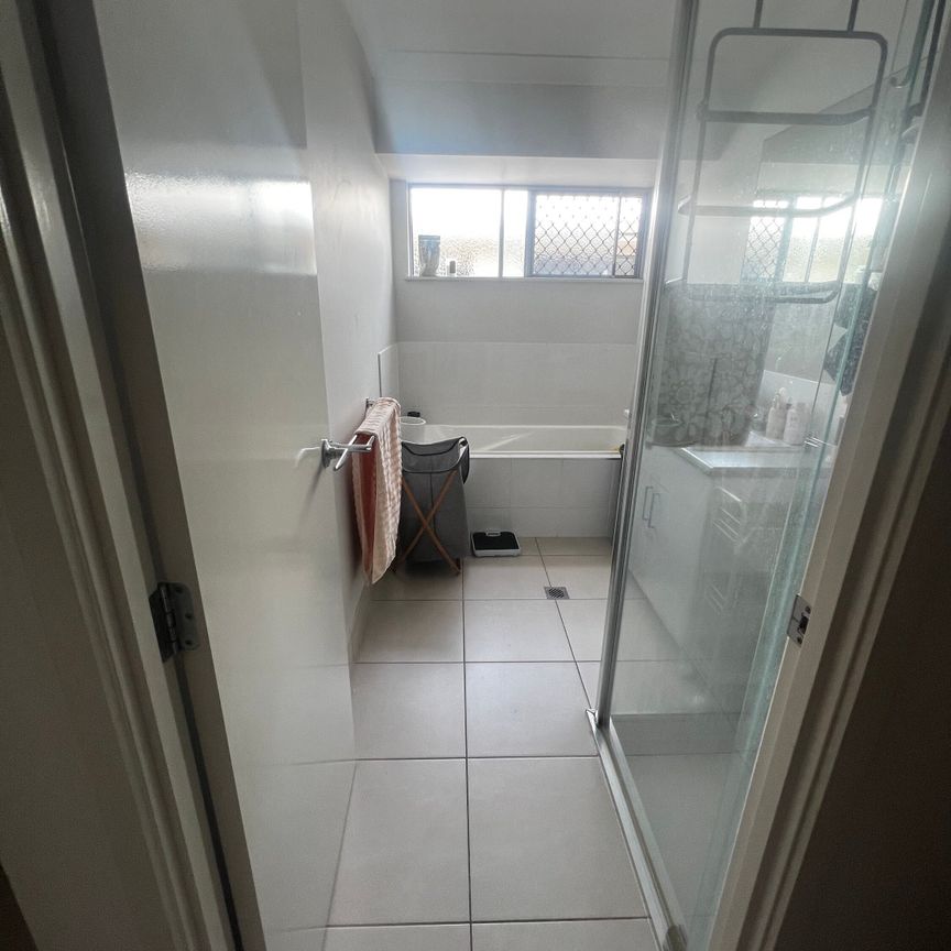 Smithfield - Photo 1