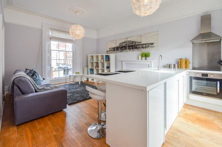 2 bedroom apartment to rent Tower House, 53 Park Row, Nottingham, NG1 - Photo 3