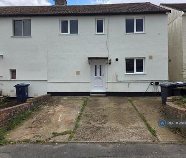 3 bedroom semi-detached house to rent - Photo 6