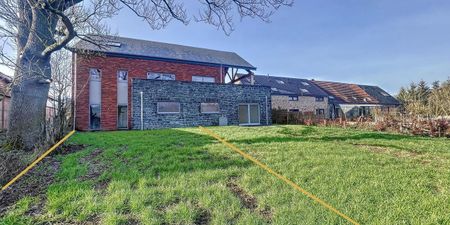 Appartement te huur in Hour voor € 875 met 2 slaapkamers - Photo 2