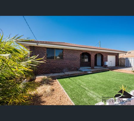 2/13 Ainsworth Street, Geraldton, WA 6530 - Photo 5
