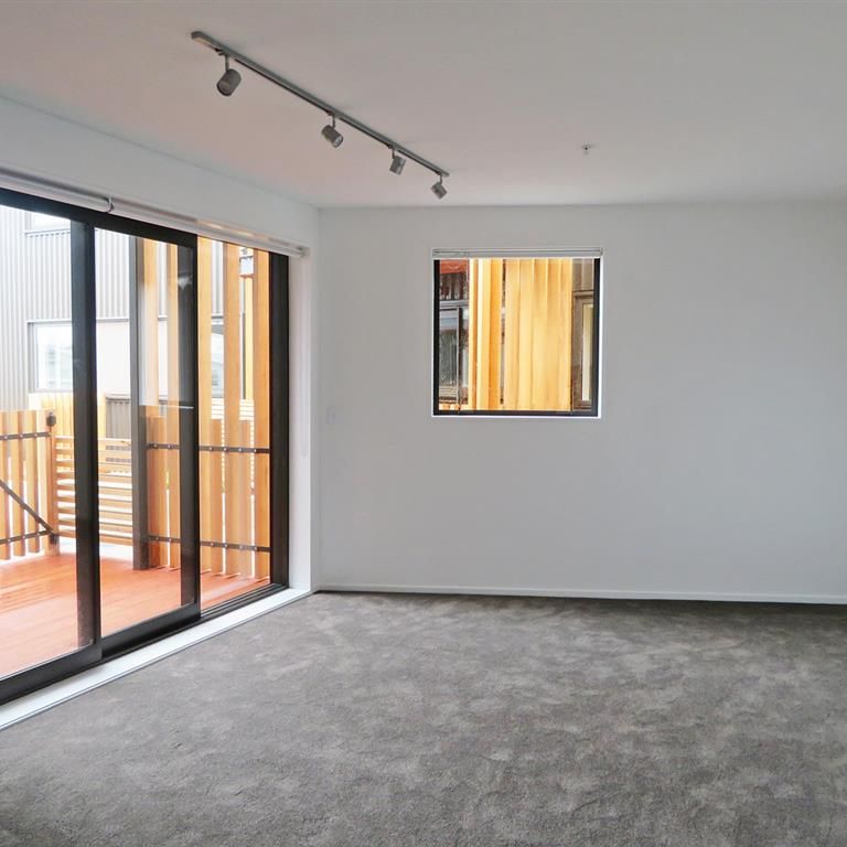 The Fireman's Apartments - Petone - Photo 1