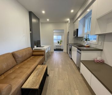 For Lease - 17 Claremont Street Unit# Back, Toronto, Ontario - Photo 2