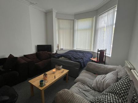 Broughton, Salford - Photo 3
