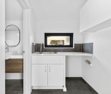 Newly Renovated Three Bedroom Home - Photo 6