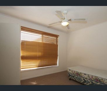 38 Kyeema Crescent, Bald Hills, Qld 4036 - Photo 2