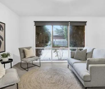 For Lease: 22 Kathleen Crescent, Hoppers Crossing - Photo 2