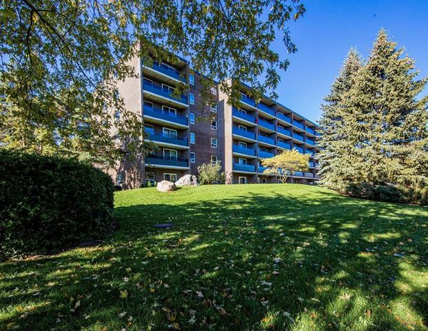 Royal Towne | 85/87 Westwood Road, Guelph - Photo 1