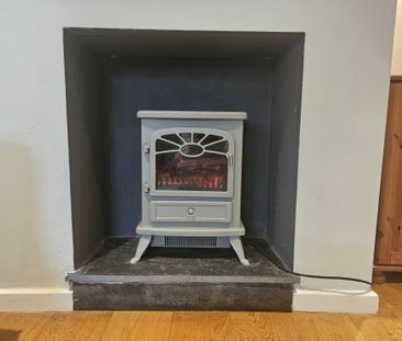 2 bed terraced house to rent in Castle Hill, Kenilworth, CV8 - Photo 3