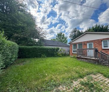 For Lease - 6131 Valley Way, Niagara Falls, Ontario - Photo 1