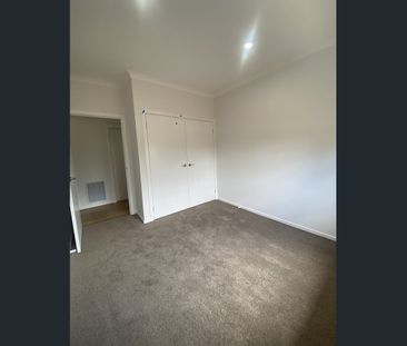 Brand New 4-Bedroom Family Home for Lease in Werribee (RIVERWALK ES... - Photo 1