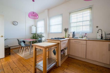 2 bedroom flat to rent - Photo 4