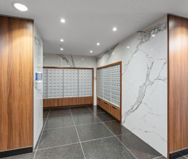 For Lease - 805 Carling Avenue Unit# 701, Dows Lake - Civic Hospita... - Photo 2