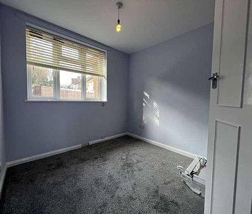 Ruthin Close, Luton, LU1 - Photo 4