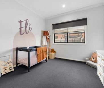 Luxury Living in a Prime Location! - Photo 3