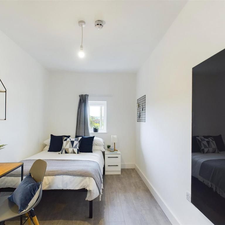 1 bedroom in a house share to rent - Photo 1