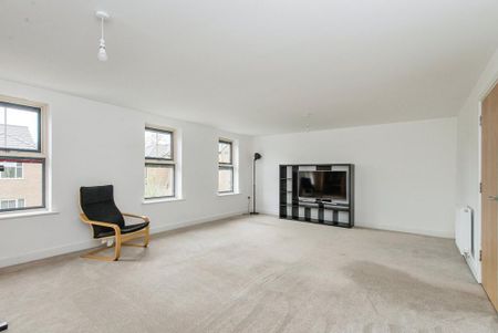 5 bedroom detached house to rent - Photo 4