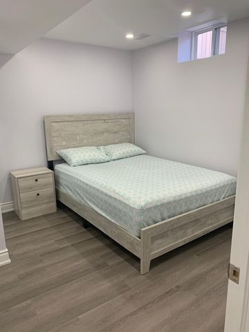 For Lease - 488 Van Kirk Drive, Brampton, Ontario - Photo 4