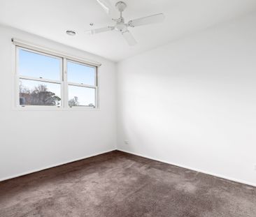 1A Snowdon Avenue CAULFIELD - Photo 1