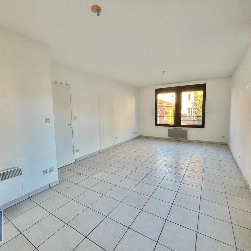 Location Appartement 2 pièces 45m² ST ETIENNE 42000 - Photo 1