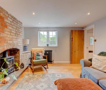 2 bedroom detached house to rent - Photo 2