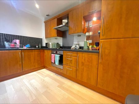 1 bedroom apartment to rent - Photo 2