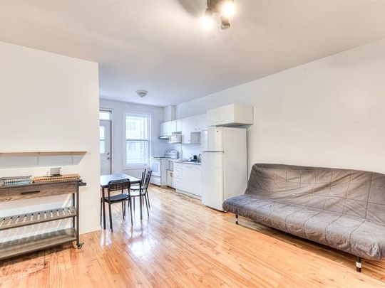 5748 Av. des Érables - Photo 1