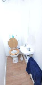 Standish Road, Fallowfield, Manchester, M14 - Photo 4