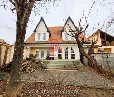 Casa de inchiriat 6 camere Parcul Sub Arini! - Fotografie 4