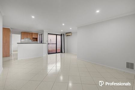 Street-Front Villa in Convenient Nollamara Location - Photo 3