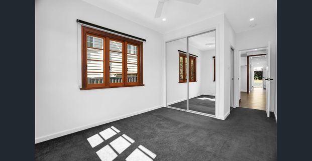 Room for Everyone with all the extras, inc. Garden Maintenance - Photo 1