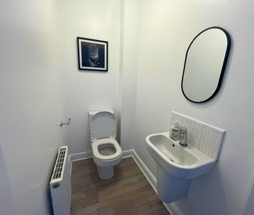 2 bedroom semi-detached house to rent - Photo 1