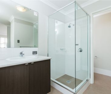 Fresh Family Home - *Open Thurs 8th Jan 4pm to 4.20pm* - Photo 4