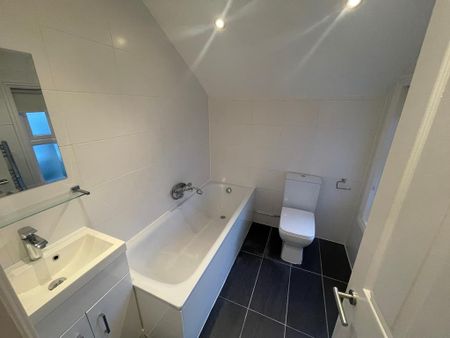 Studio to rent - Photo 5