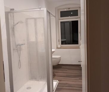 vermiete große 1 Zi Wohnung EG mit großer Wohnküche - Photo 6