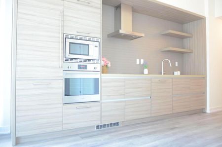 For Lease - 2221 Yonge Street Unit# #2906, Toronto, Ontario - Photo 2