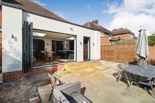 3 bedroom semi-detached house to rent - Photo 1