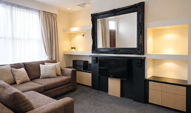 Recently Renovated 3 bedroom student property with 2 bathrooms - Photo 1