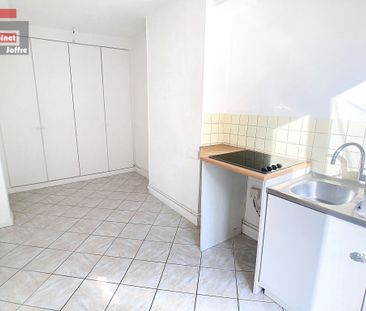 Location Appartement 2 pièces 43m² FONTAINEBLEAU 77300 - Photo 4
