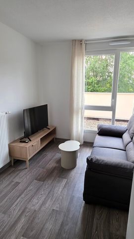 Location Appartement 1 pièce 18m² FRANQUEVILLE ST PIERRE 76520 - Photo 2